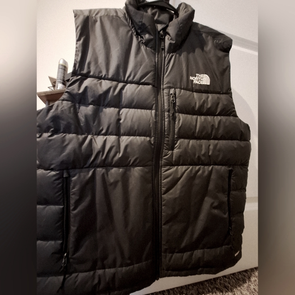 North Face Sleeveless Vest